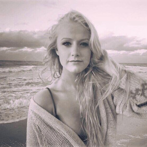 流萤的秘密同人游戏
